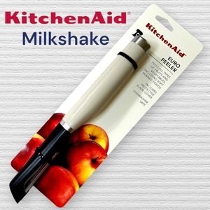 🆕️ KitchenAid Milkshake Color Euro Peeler - NWT